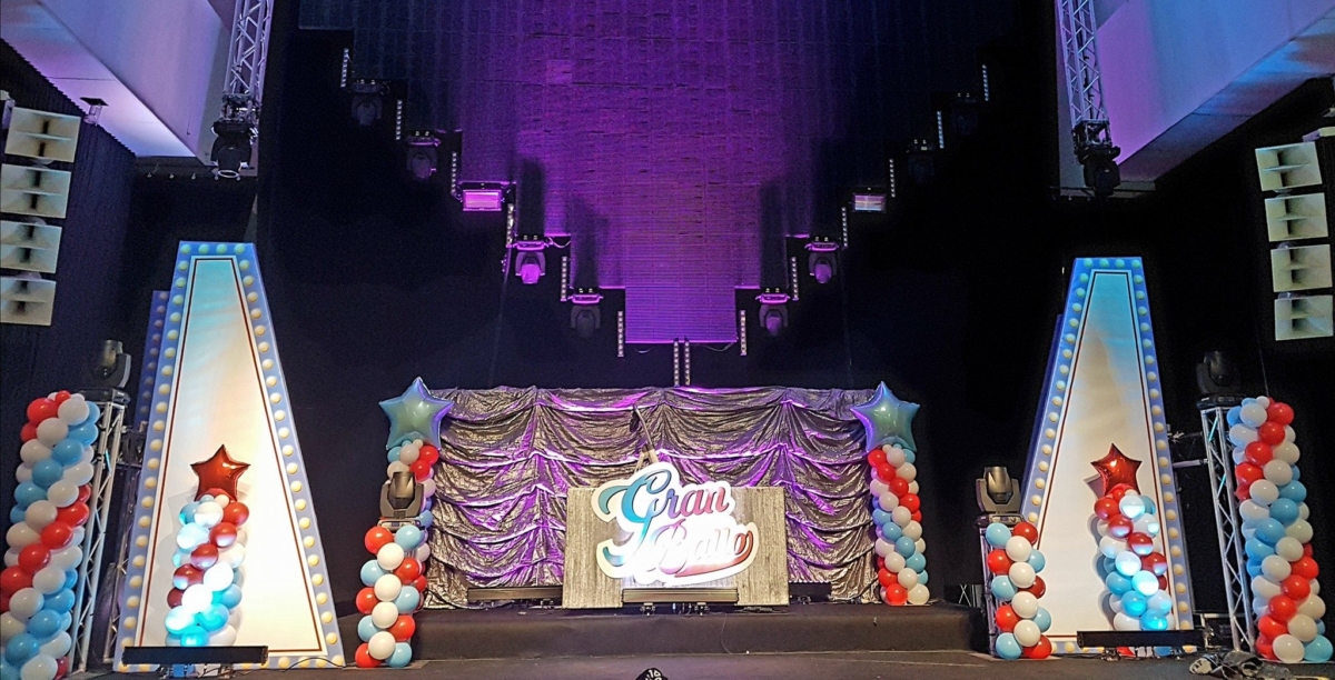 25073178_896550910513016_7433380136217826989_o Allestimento palloncini